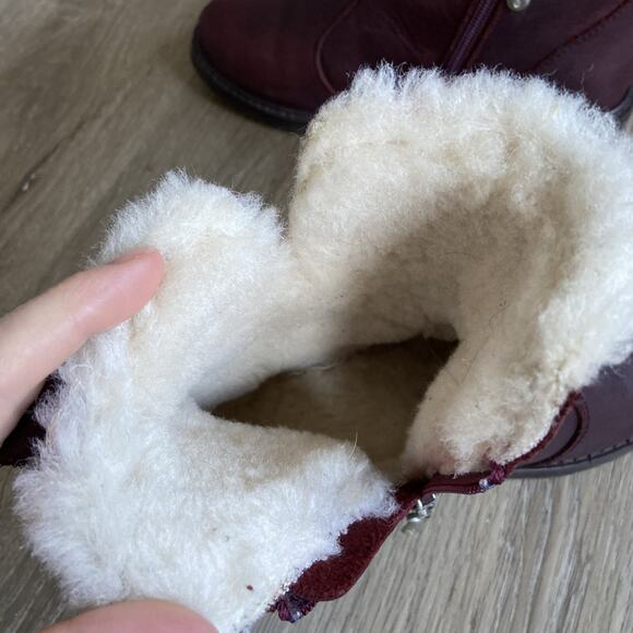 EMU Australian Pioneer Boots Women Sz 6 Burgundy Leather Wool Mid Calf - Picture 9 of 12